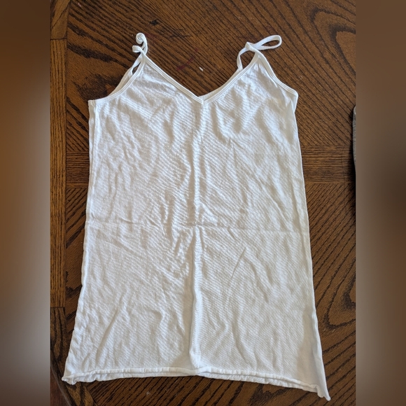 Old Navy Tops - Old Navy White Camisole Women's Size Medium